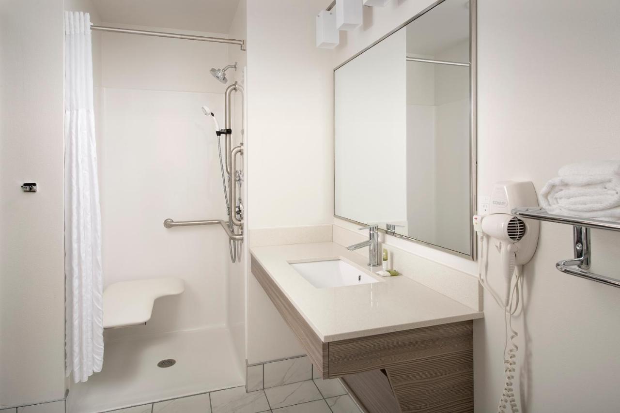 Woodspring Seattle Hotel Redmond