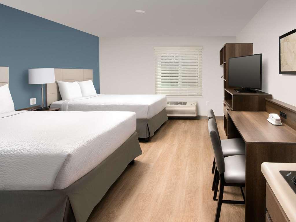 Woodspring Seattle 2*