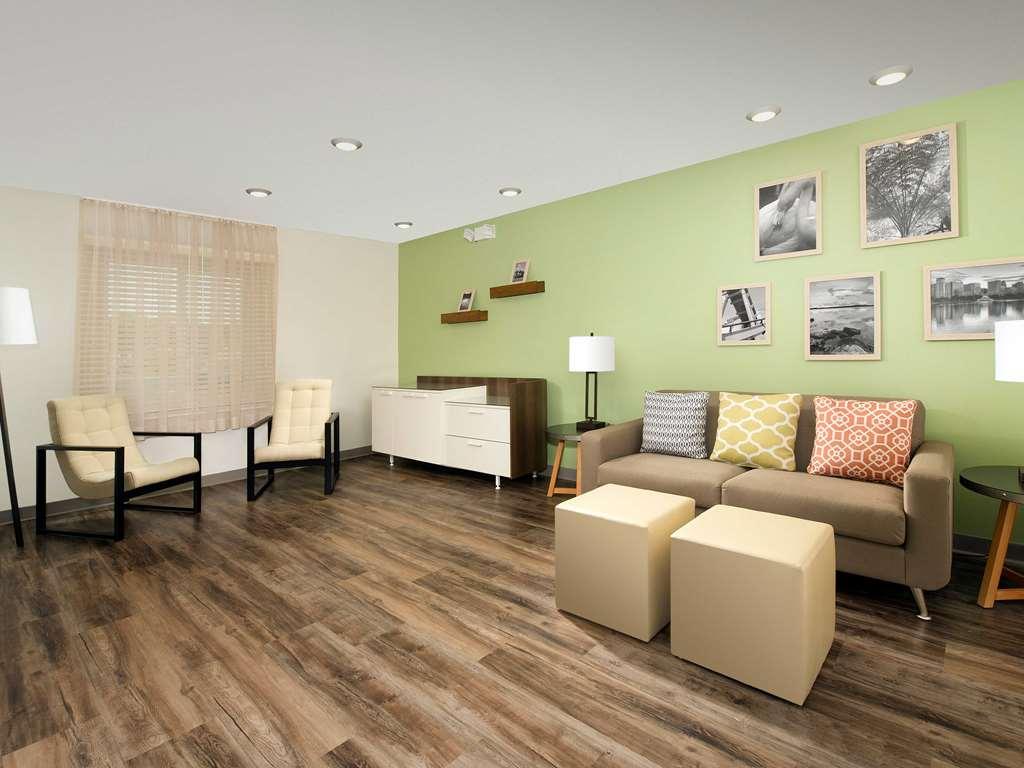 Woodspring Seattle Hotel 2*